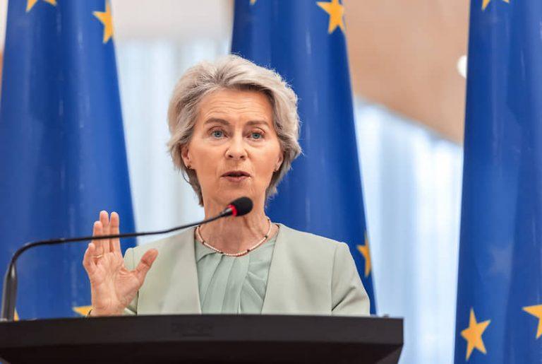 Еврокомиссия перевела Украине 1,24 млрд евро 🇪🇺💶 — еврокомиссия выделила украине 1.24 млрд евро