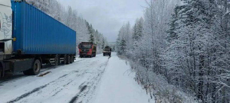 Трасса Братск — Усть-Илимск перекрыта из-за снегопада ❄️🛑 — братск усть илимск трасса закрыта сегодня