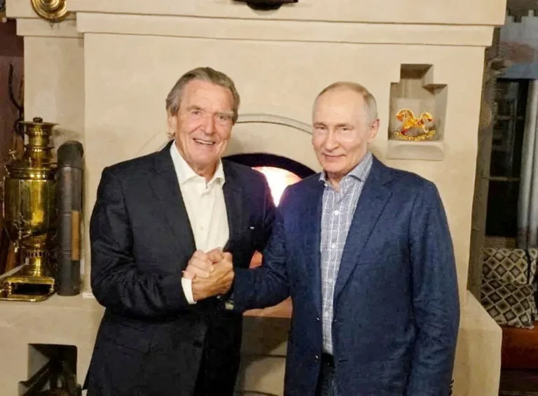 Мерц возмущен визитом Шрёдера к Путину: скандал в Берлине 🇩🇪⚡ — фридрих мерц возмущен визитом шредера к путину