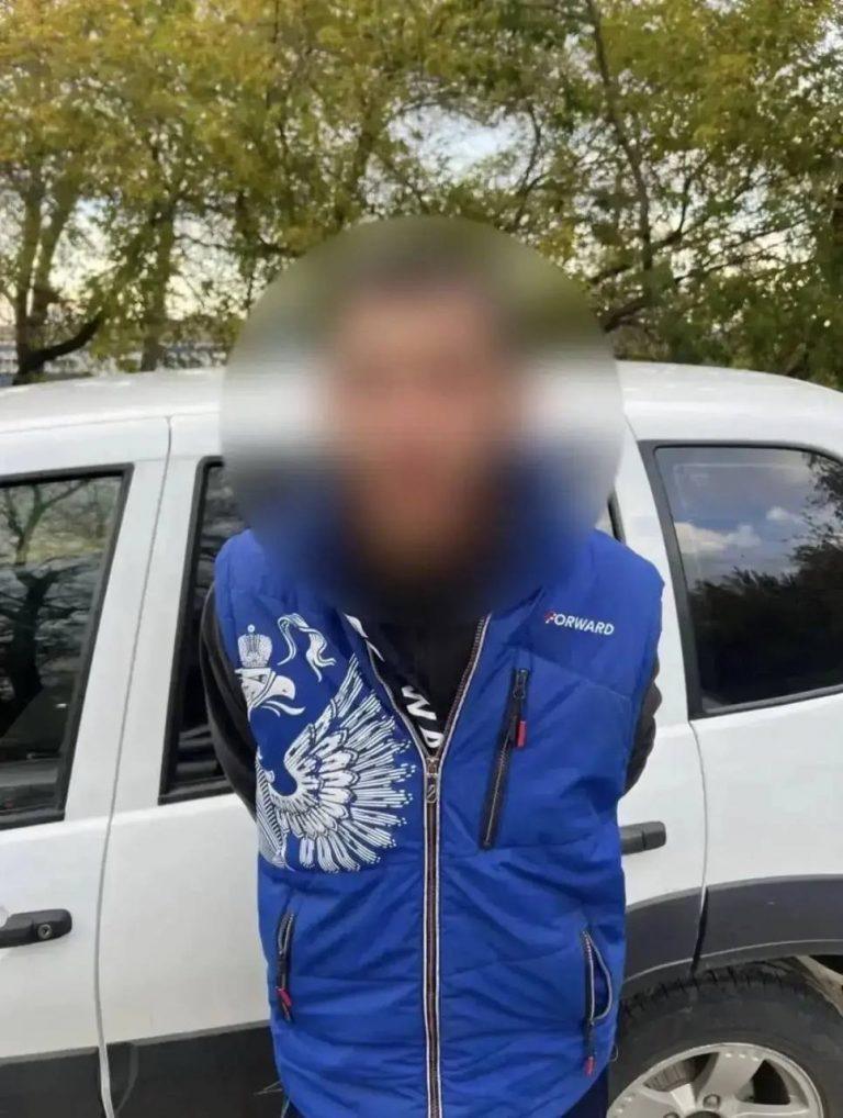 Иркутянин спрятал сотню доз «синтетики» в боксерскую перчатку 🥊⚡ — новости иркутска сегодня происшествия