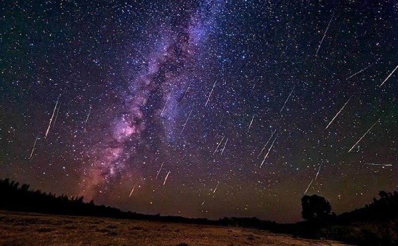 Звездопад в Москве сегодня: до 100 метеоров в час 🌠✨ — дракониды в москве
