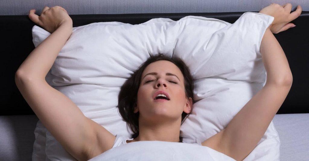 Инъекции гиалуроновой кислоты в интимные зоны: новый тренажер 💉✨ — аноргазмия