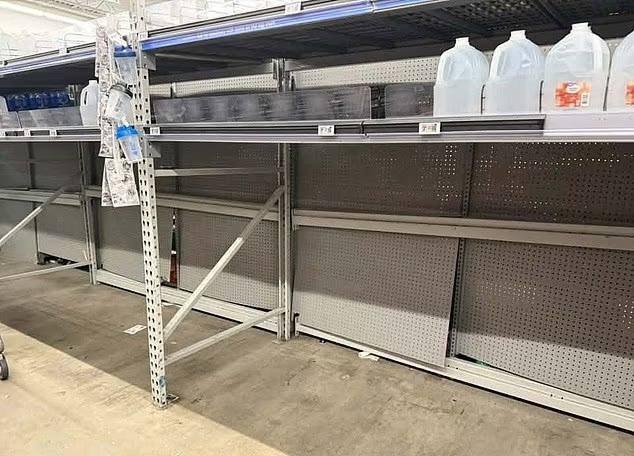 Ураган в США сегодня: новости о шторме «Исаия» и панике 🌪️🛒 — ураган в сша сегодня новости