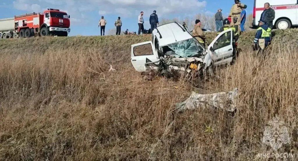 Смертельное столкновение под Оренбургом унесло жизни троих 🚔💥 — дтп в оренбургской области 3 погибших