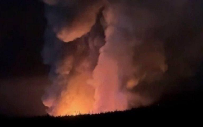 Под Киевом горят склады после серии прилетов 🏗️🔥 — взрывы под киевом