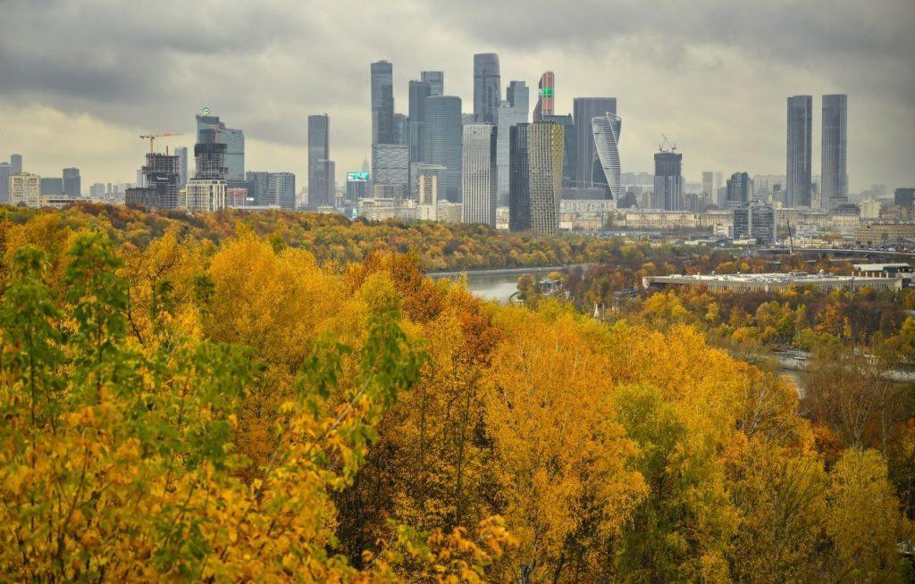 Последние теплые дни в Москве и прогноз на уик-энд 🌤️🔥 — погода в москве на выходные