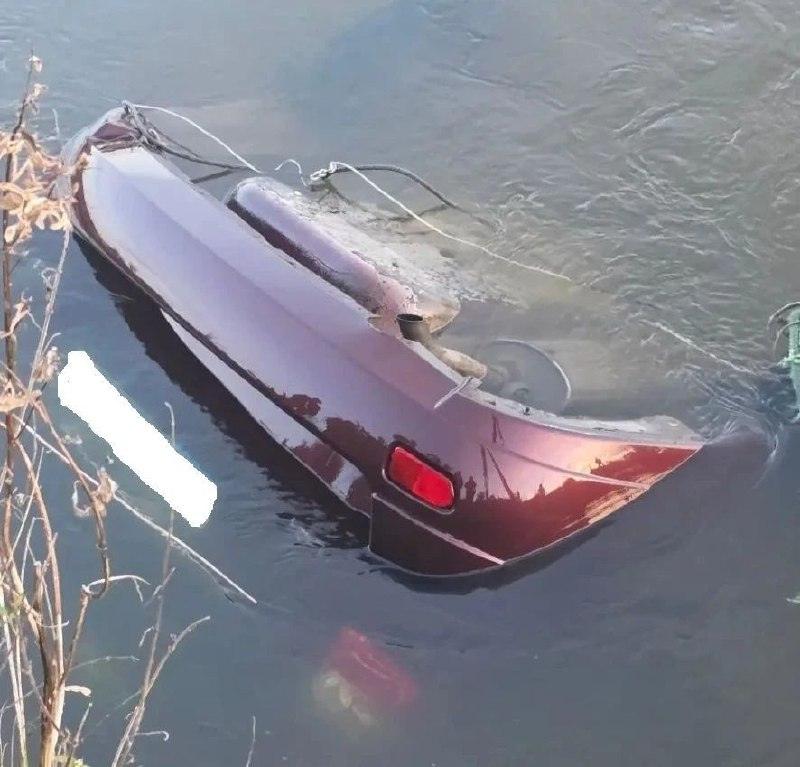 Пропавшие отец и сын в Красноярском крае: трагедия на реке 🌊🚗 — пропавшие отец и сын красноярский край