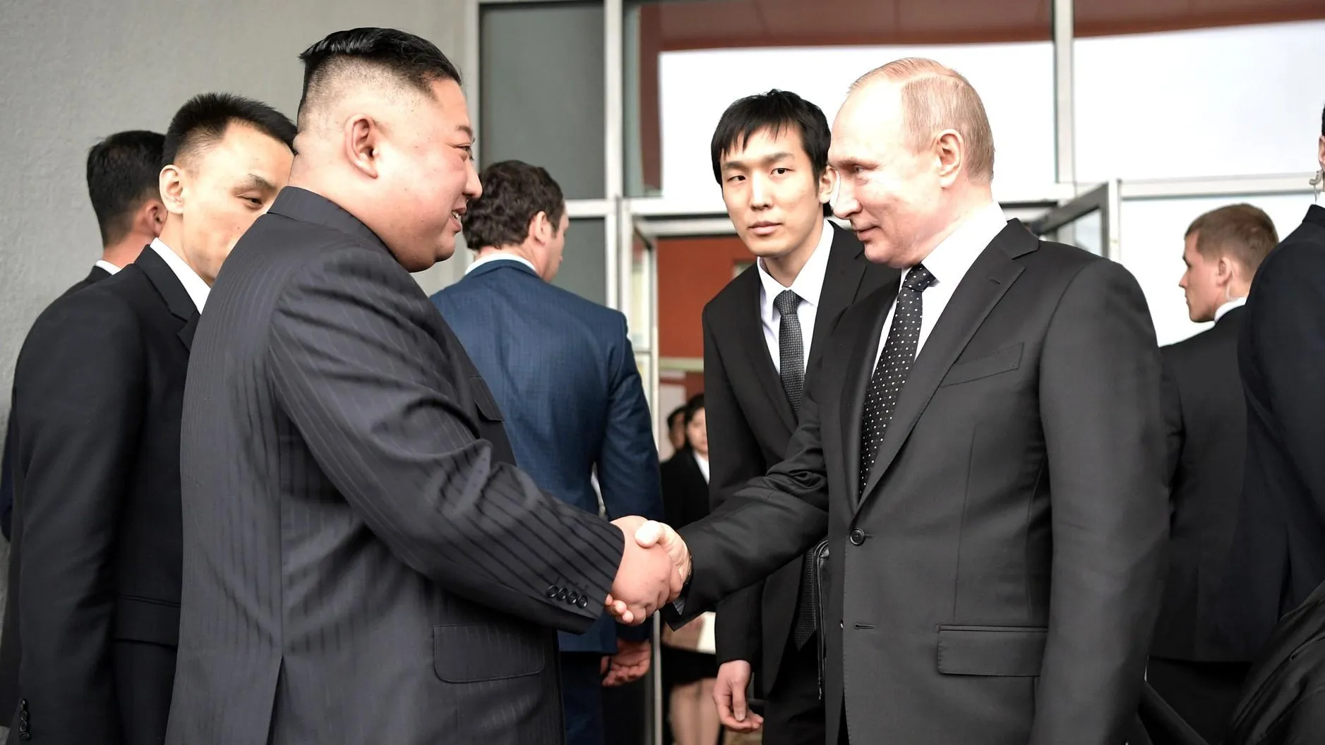 Ким Чен Ын поздравил Путина с днем рождения и заявил о поддержке 🇷🇺🤝 — владимир путин