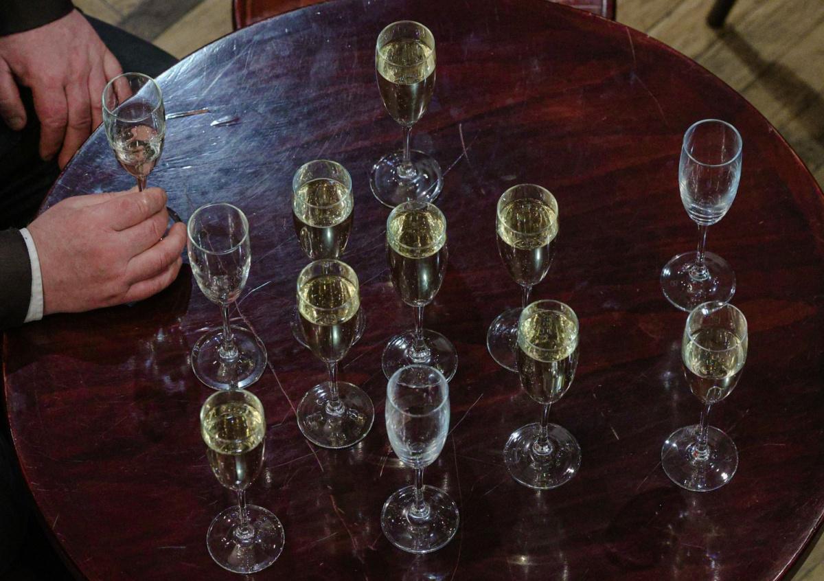 Алкогольный рекорд: падение потребления в России 📉🍾 — потребление алкоголя в россии 2026